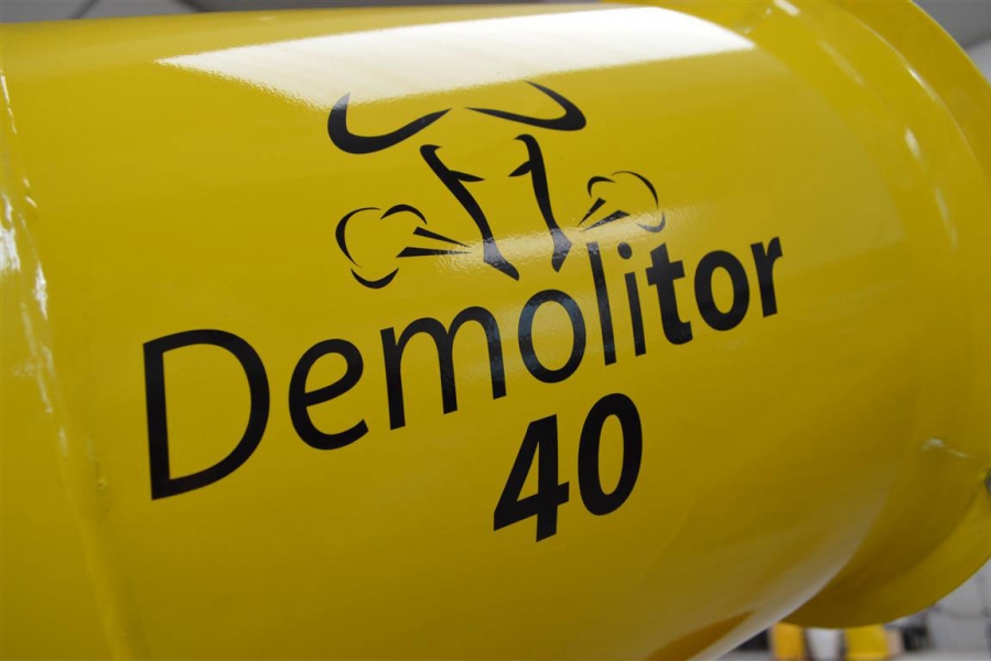 demolitor-40-5.jpg